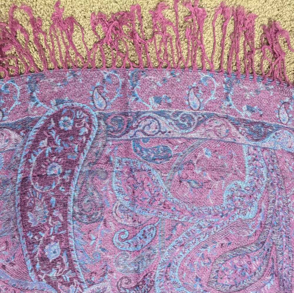 Scarf - Picture 3 of 5